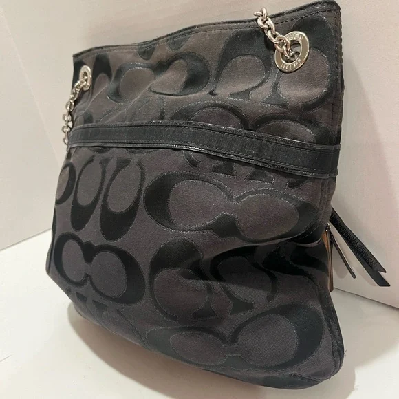 Coach Poppy Signature Logo Canvas Shoulder Bag - Picture 7 of 16